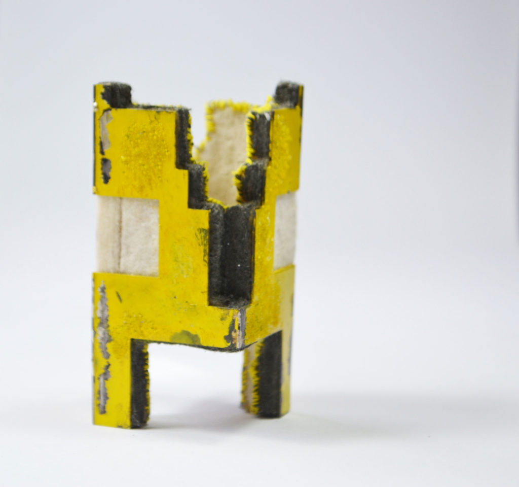  Titi Berrio - Walls, Brooch, steel, sterling silver, felt, acrylic paint, paint, cotton thread, reflective microspheres,2016,