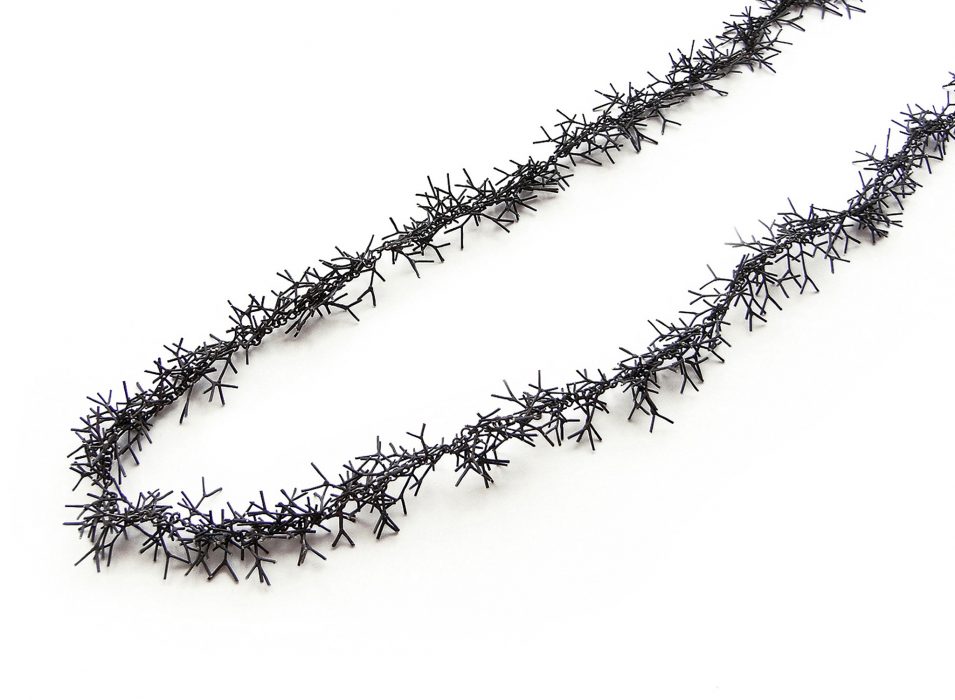 < human chain >, necklace, material: silver800