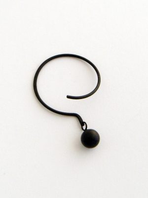 < ? >, earring, material: silver925. earring ?